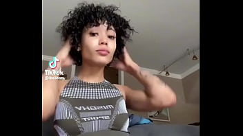 [Coi Leray, Ebony, Twerking] Coi Leray Twerking